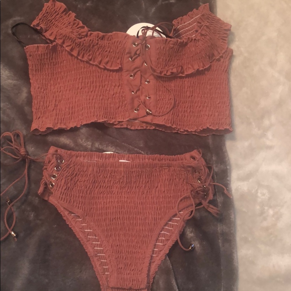 Off the shoulder bikini